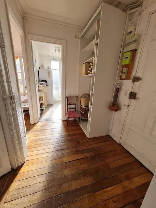 Paris Episode Apartment
